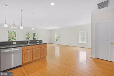 4702 Tecumseh Street, College Park, MD 20740 - Photo 5