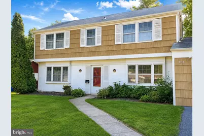 2712 Filbert Lane, Bowie, MD 20715 - Photo 3