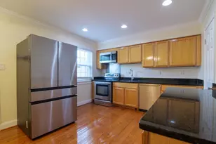 3075 Sunset Ln, Suitland, MD 20746 - Photo 7