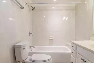 3075 Sunset Ln, Suitland, MD 20746 - Photo 21