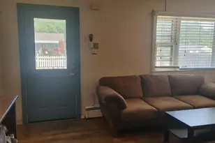8105 Jordan Park Blvd, District Heights, MD 20747 - Photo 3