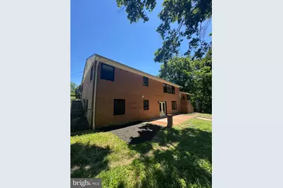 5911 Lambert Drive, Temple Hills, MD 20748 - Photo 3