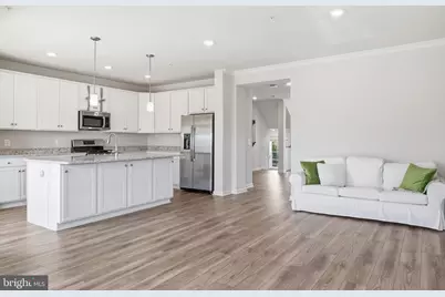 5604 Lanteen Street, Lanham, MD 20706 - Photo 9
