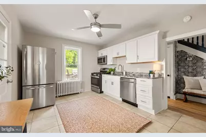 3204 Perry Street, Mount Rainier, MD 20712 - Photo 3