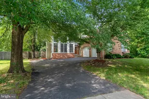 9110 Tallfield Ct, Lanham, MD 20706 - Photo 15