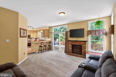 9110 Tallfield Court, Lanham, MD 20706 - Photo 13