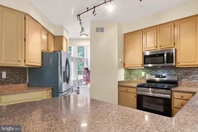 9110 Tallfield Court, Lanham, MD 20706 - Photo 9
