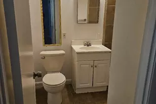 3936 Stone Gate Dr, Suitland, MD 20746 - Photo 5