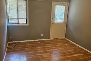 3936 Stone Gate Dr, Suitland, MD 20746 - Photo 9