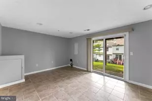 10907 Daniel Sim Ct, Upper Marlboro, MD 20772 - Photo 11