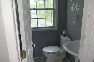 37 Watkins Park Dr, Upper Marlboro, MD 20774 - Photo 11