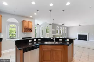 15436 Symondsbury Way, Upper Marlboro, MD 20774 - Photo 9
