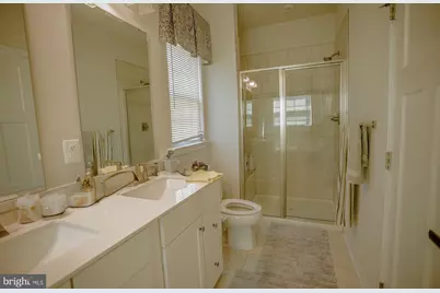 8210 Goldstone Court, Hyattsville, MD 20785 - Photo 15