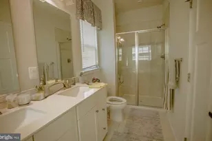 8210 Goldstone Ct, Hyattsville, MD 20785 - Photo 15