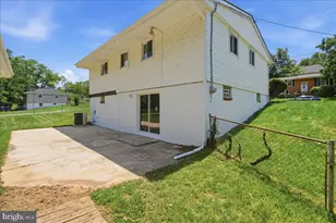 3012 Lumar Dr, Fort Washington, MD 20744 - Photo 27