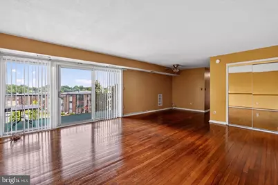 7527 Riverdale Road #1827, Hyattsville, MD 20784 - Photo 3