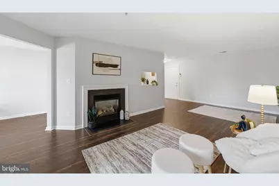 6510 Lake Park Drive #202, Greenbelt, MD 20770 - Photo 9