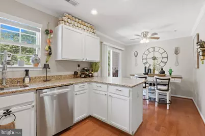9944 Royal Commerce Place, Upper Marlboro, MD 20774 - Photo 13