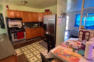 8804 McHenry Ln, Lanham, MD 20706 - Photo 5