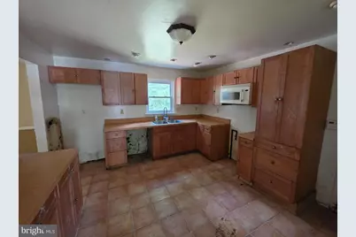 12100 Chesterton Drive, Upper Marlboro, MD 20774 - Photo 17