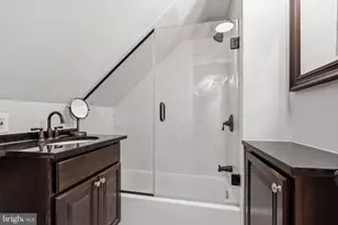9101 Autoville Dr, College Park, MD 20740 - Photo 29