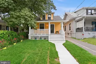3808 33rd St, Mount Rainier, MD 20712 - Photo 1