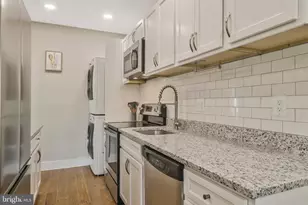 3801 Cedar Croft Pl, Brentwood, MD 20722 - Photo 11