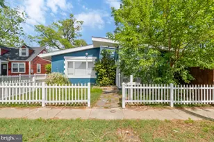 3801 Cedar Croft Pl, Brentwood, MD 20722 - Photo 3