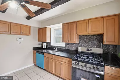 2217 Lakewood Street, Suitland, MD 20746 - Photo 7