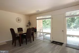 573 Wilson Bridge Dr, Oxon Hill, MD 20745 - Photo 11