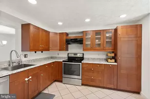 8116 Mandan Terrace, Greenbelt, MD 20770 - Photo 3
