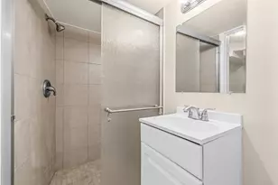 1504 Birchwood Dr, Oxon Hill, MD 20745 - Photo 19