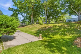 1504 Birchwood Dr, Oxon Hill, MD 20745 - Photo 23