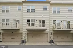 8202 N Channel Dr, Greenbelt, MD 20770 - Photo 25