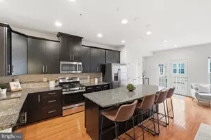 8202 N Channel Dr, Greenbelt, MD 20770 - Photo 5