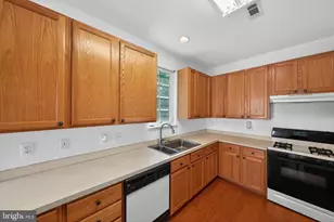 9200 Fox Park Rd, Clinton, MD 20735 - Photo 9