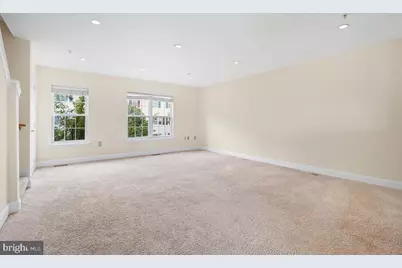 7017 Migliori, District Heights, MD 20747 - Photo 7