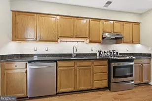 7173 Mahogany Dr, Landover, MD 20785 - Photo 5