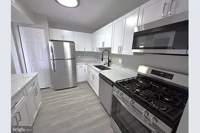 1836 Metzerott Road Road #427, Adelphi, MD 20783 - Photo 3