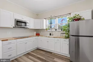 3724 35th St, Mount Rainier, MD 20712 - Photo 11
