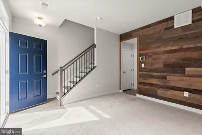 4709 Crest View Drive, Hyattsville, MD 20782 - Photo 9