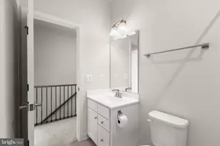4709 Crest View Dr, Hyattsville, MD 20782 - Photo 45