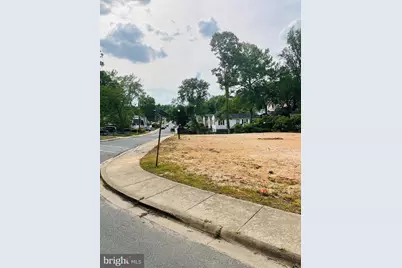 301 Elmleaf Avenue, Capitol Heights, MD 20743 - Photo 5