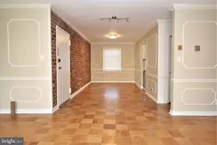 6008 Westchester Park Dr, College Park, MD 20740 - Photo 5