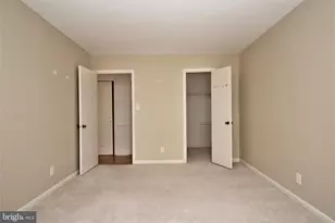 6008 Westchester Park Dr, College Park, MD 20740 - Photo 9