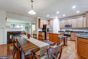 915 Hall Station Dr, Bowie, MD 20721 - Photo 11