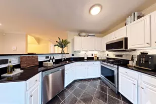 6955 Aquamarine Ct, Capitol Heights, MD 20743 - Photo 5