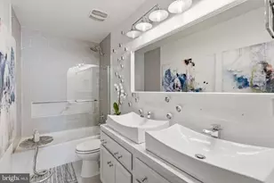 2812 Trotter Park Ln, Lanham, MD 20706 - Photo 45