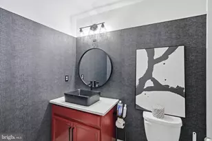 2812 Trotter Park Ln, Lanham, MD 20706 - Photo 29