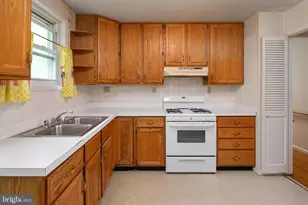 7908 Klovstad Dr, Fort Washington, MD 20744 - Photo 9